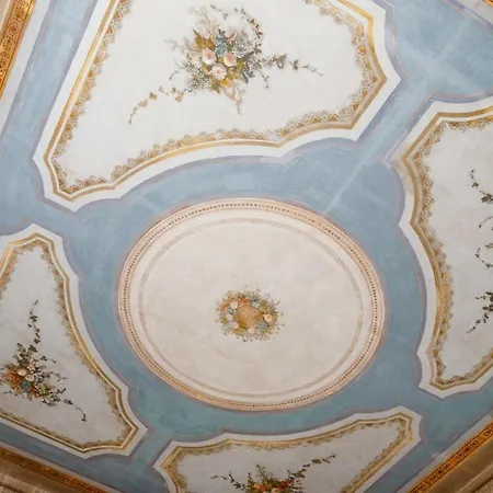 Caesarina Roma, Luxury