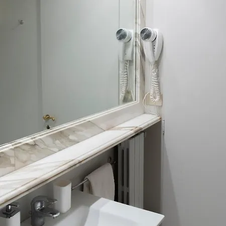 Caesarina Roma, Luxury Ρώμη